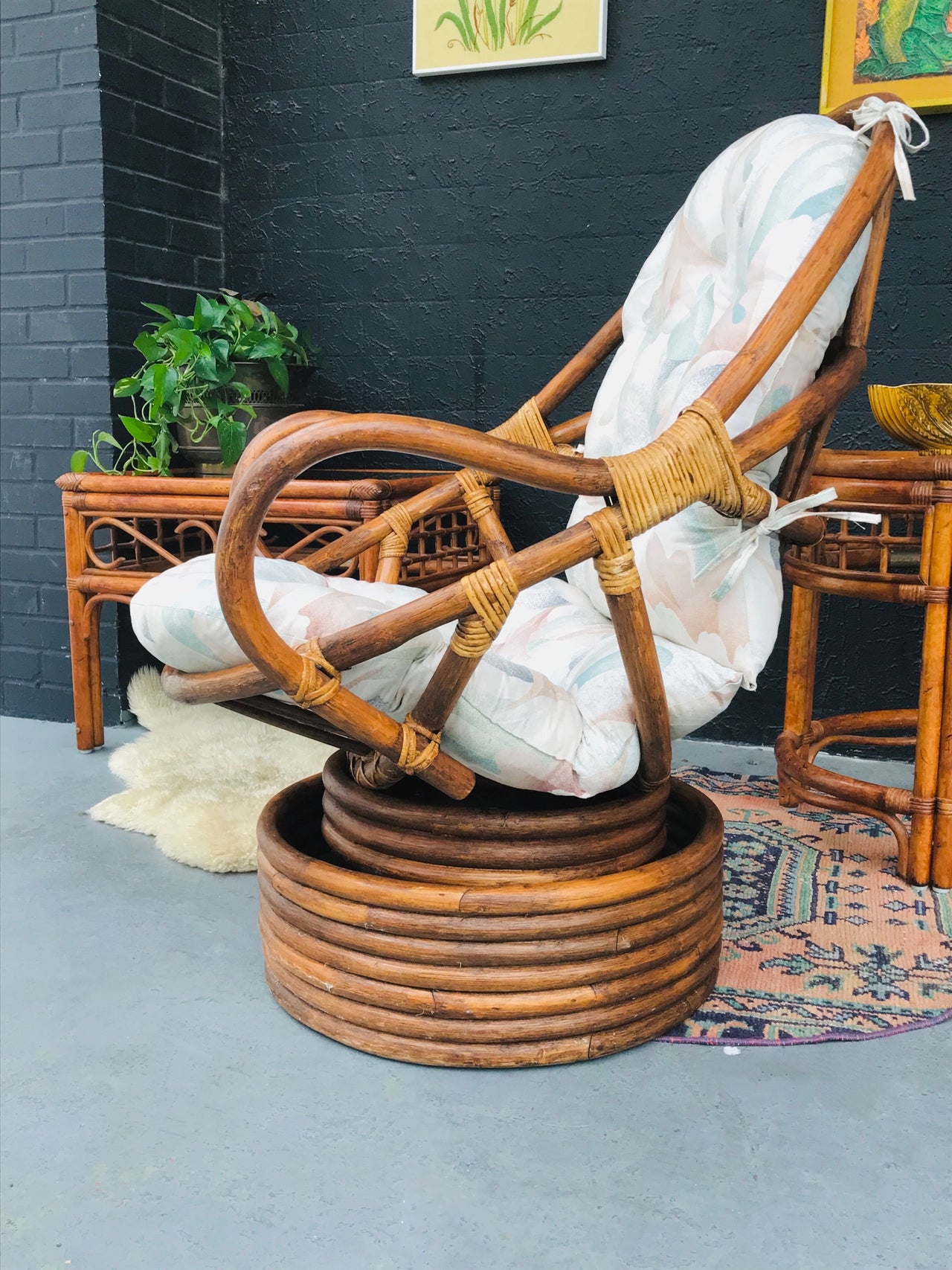 フリル　ヴィンテージウッドテーブル&トレー vintage furniture and decor | Revival Vintage