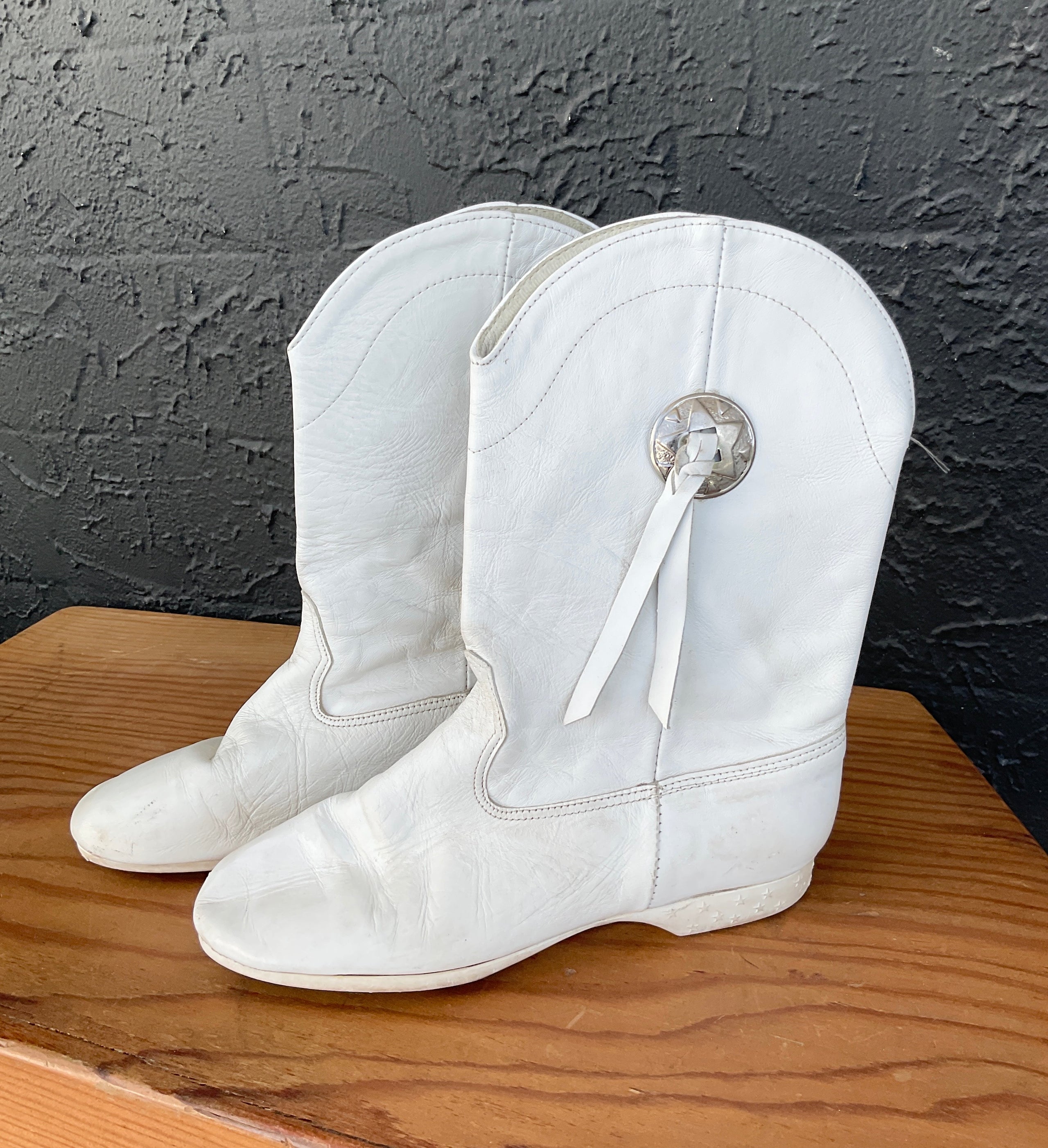 White Majorette Boots Sz 7.5 N Revival Vintage